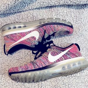 Nike flyknit max multi color air max size 9